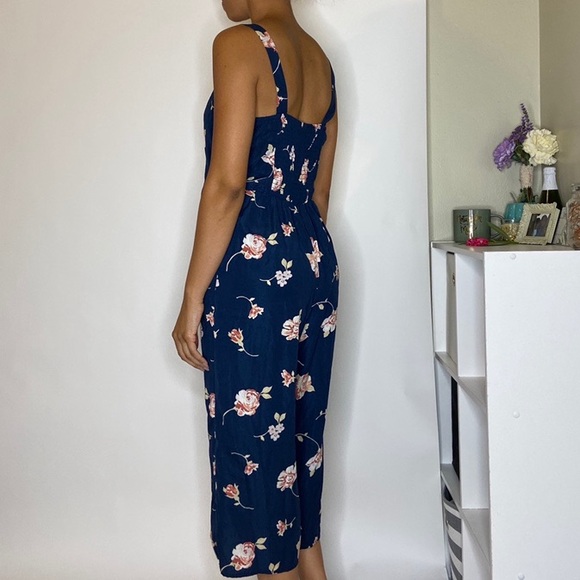 Floral Romper - Picture 4 of 8
